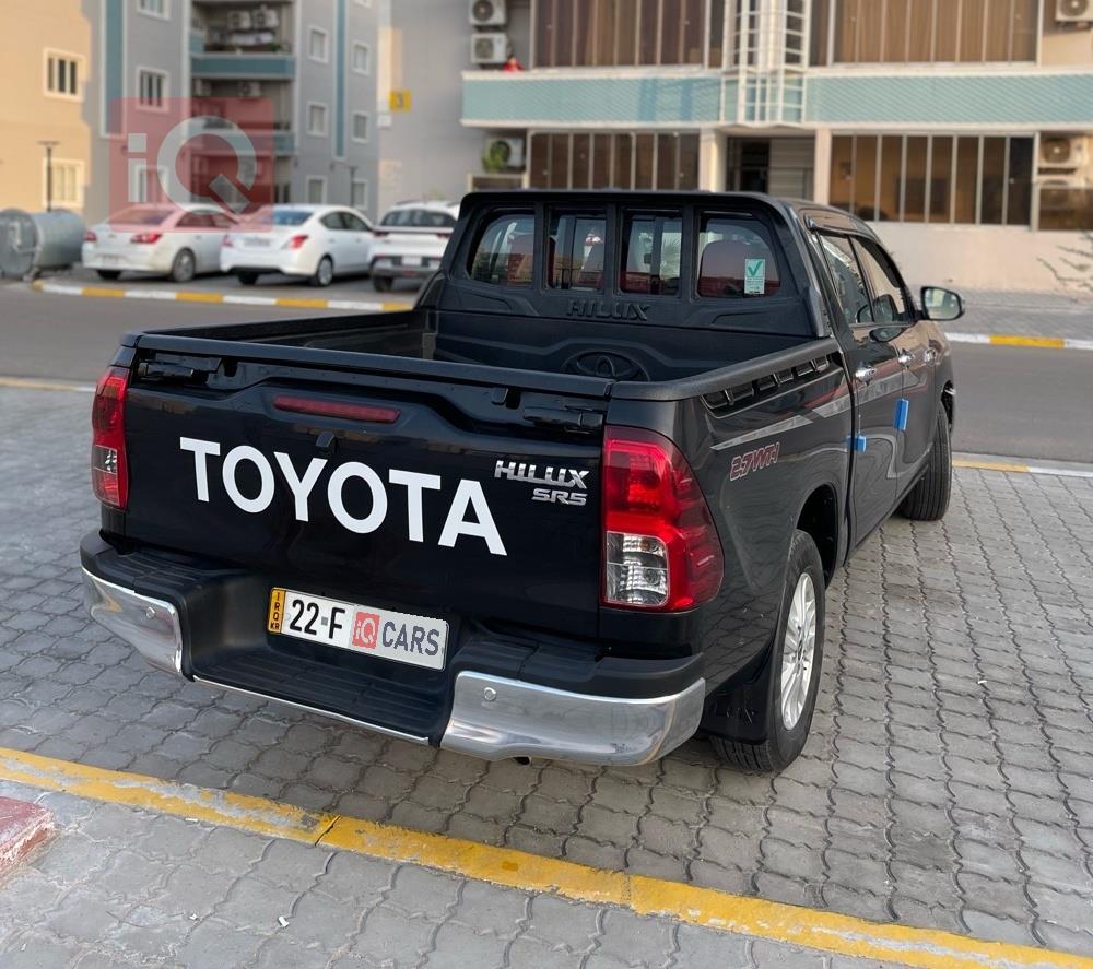 تويوتا هايلوكس